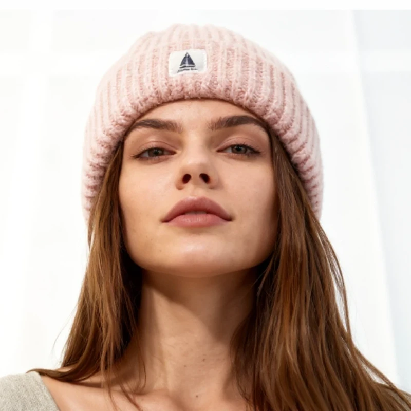 Ciepła czapka zimowa różowa damska beanie dzianinowa Captain Mike