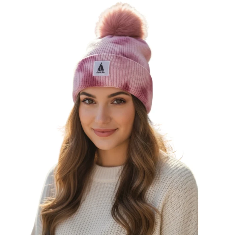 Ciepła czapka damska zimowa z pomponem efekt tie-dye fioletowa Captain Mike