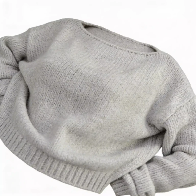 Ciepły sweter damski szary oversize miękki elegancki, klasyczny dekolt Captain Mike